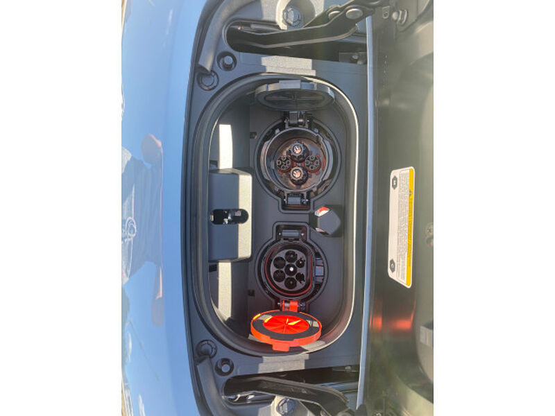 Nissan Leaf N-Connecta 110kW (150PS)  Navi, Winterpaket, Kamer